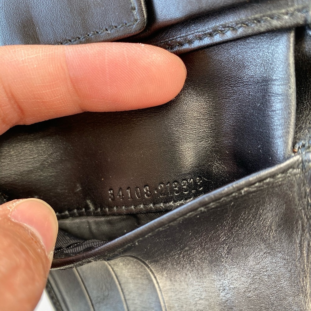 Gucci Wallet - Picture 8 of 9